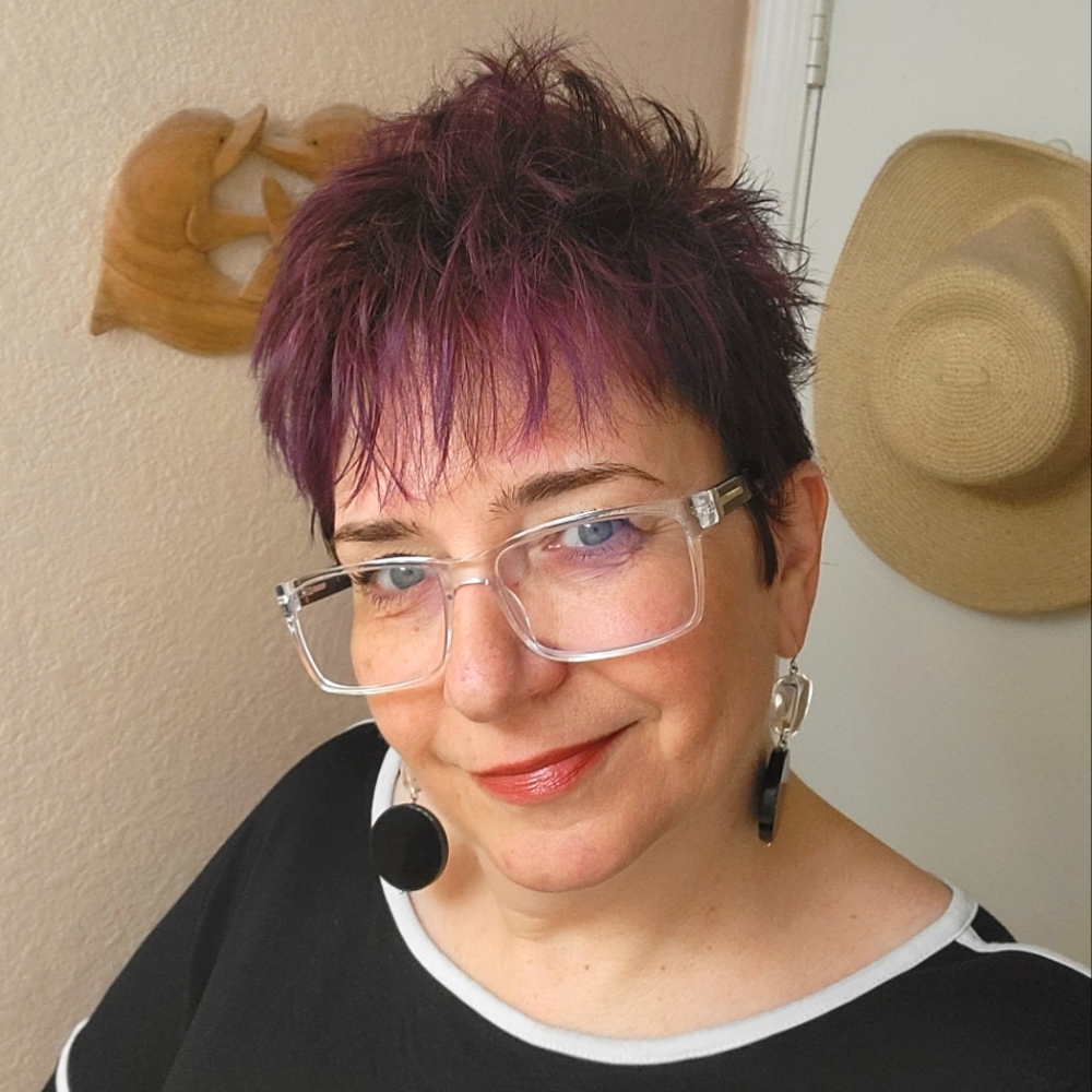 Meet your Posher, Joan